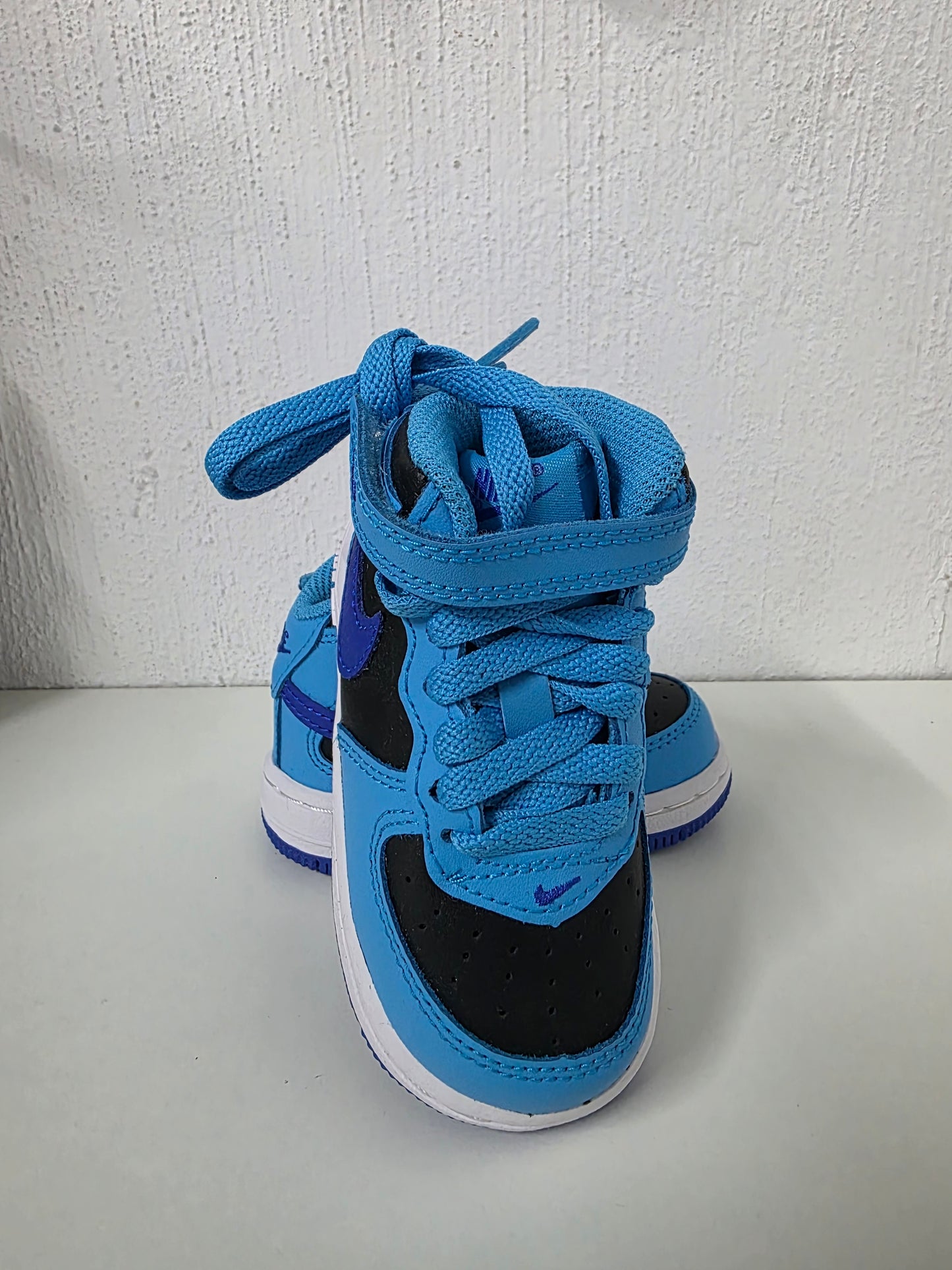Teni Niki azul/negro 10 cm