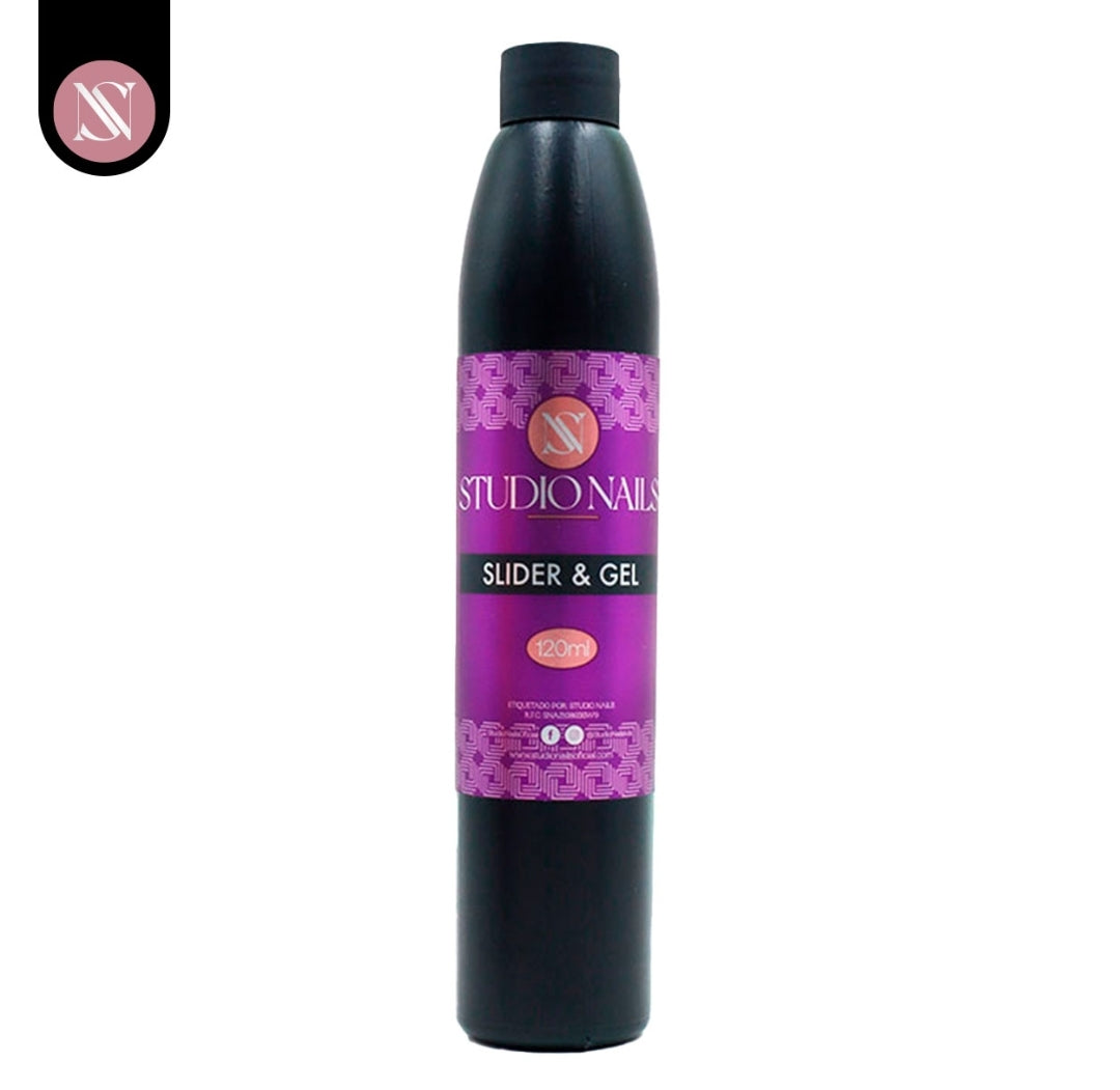 Slider Gel Studio Nails