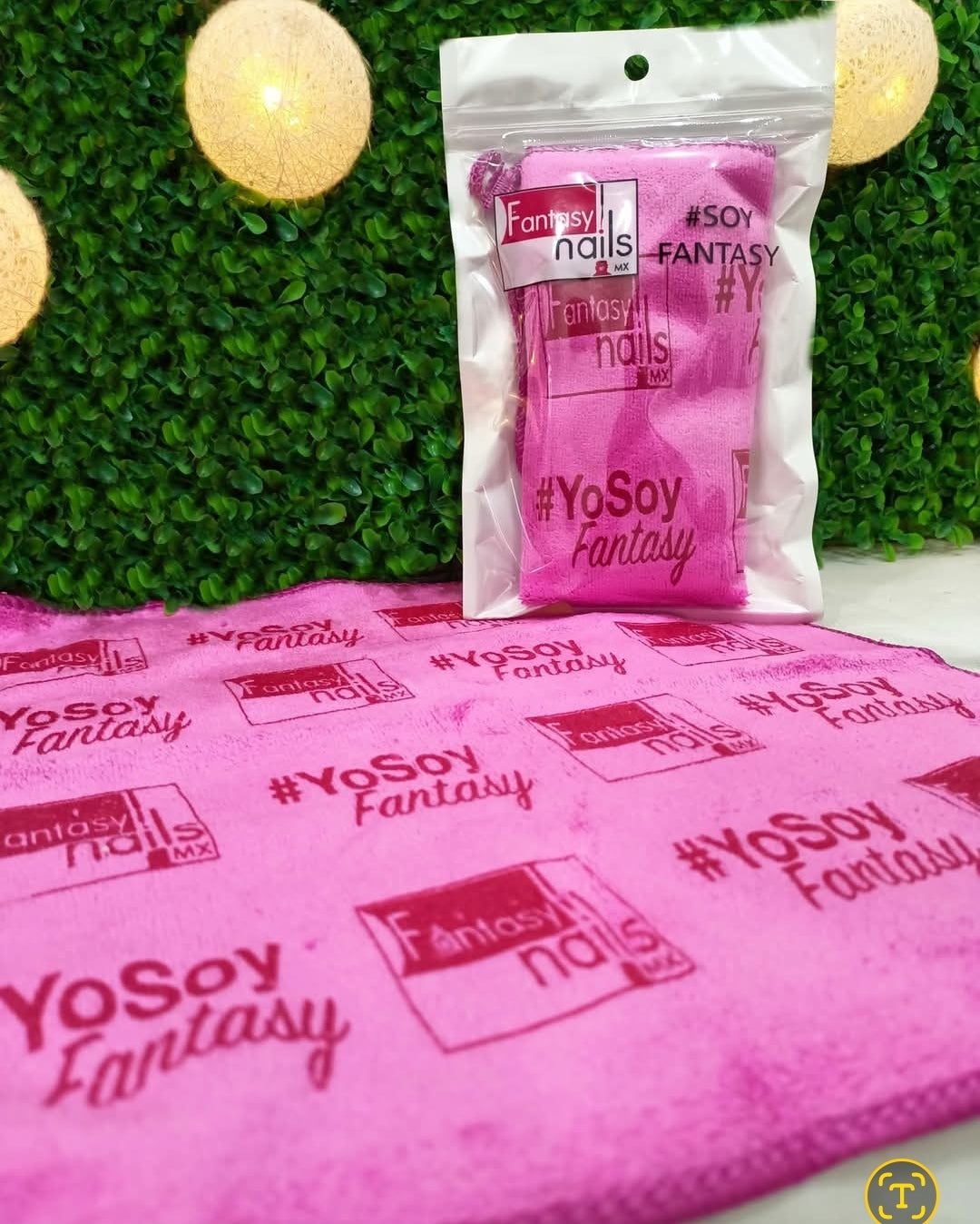 Toalla Rosa Fantasy Nails